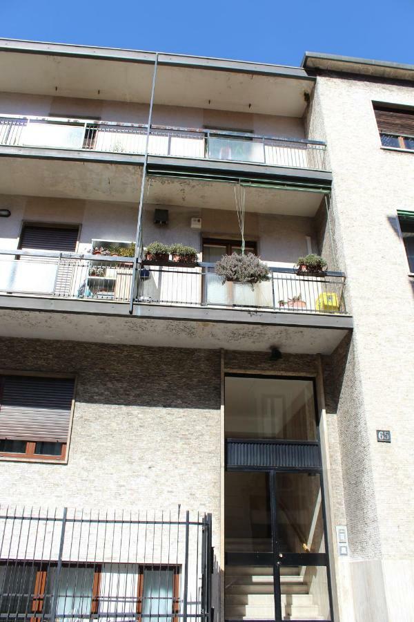 Apartment Paruta 65 Milaan Buitenkant foto