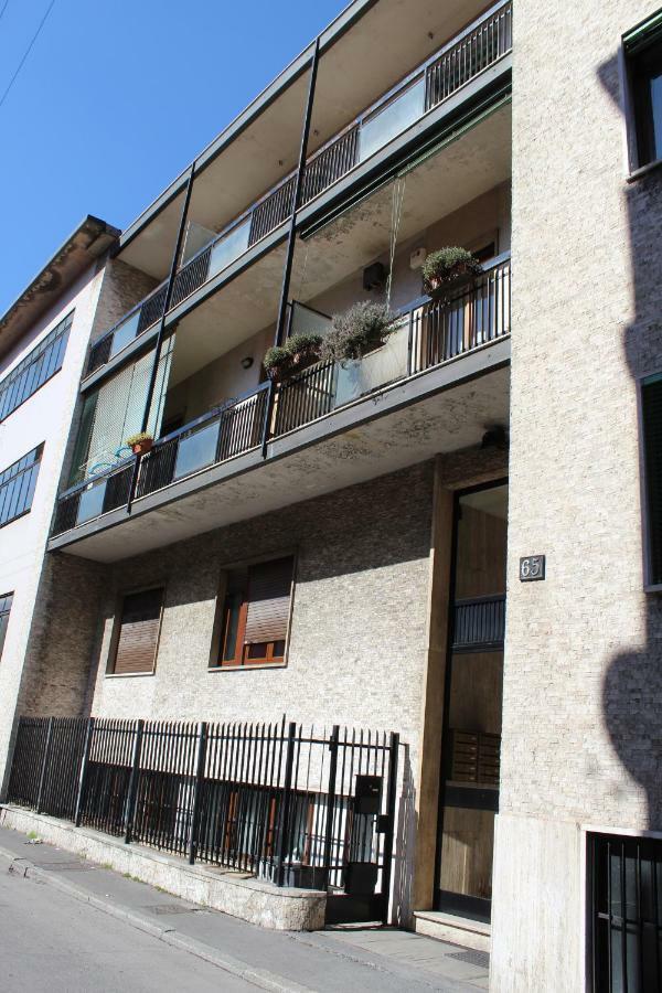 Apartment Paruta 65 Milaan Buitenkant foto
