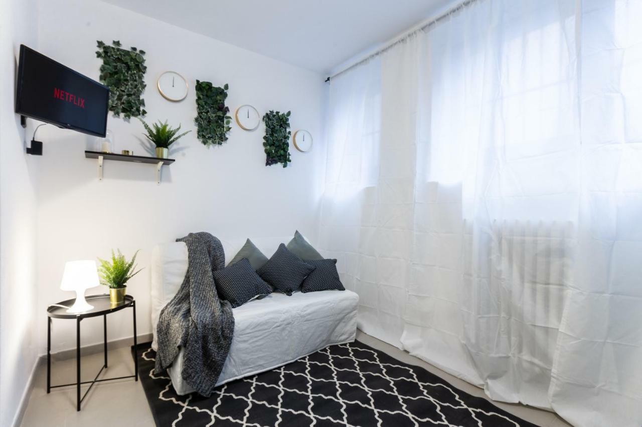 Apartment Paruta 65 Milaan Buitenkant foto