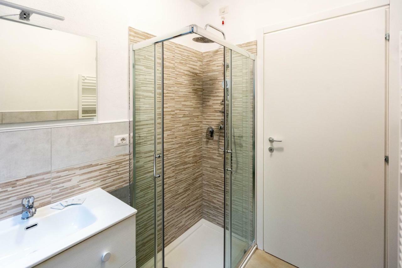 Apartment Paruta 65 Milaan Buitenkant foto