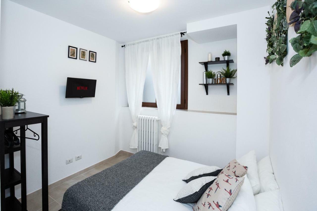 Apartment Paruta 65 Milaan Buitenkant foto