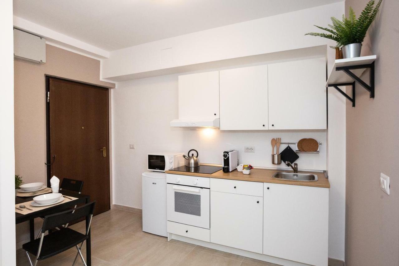 Apartment Paruta 65 Milaan Buitenkant foto